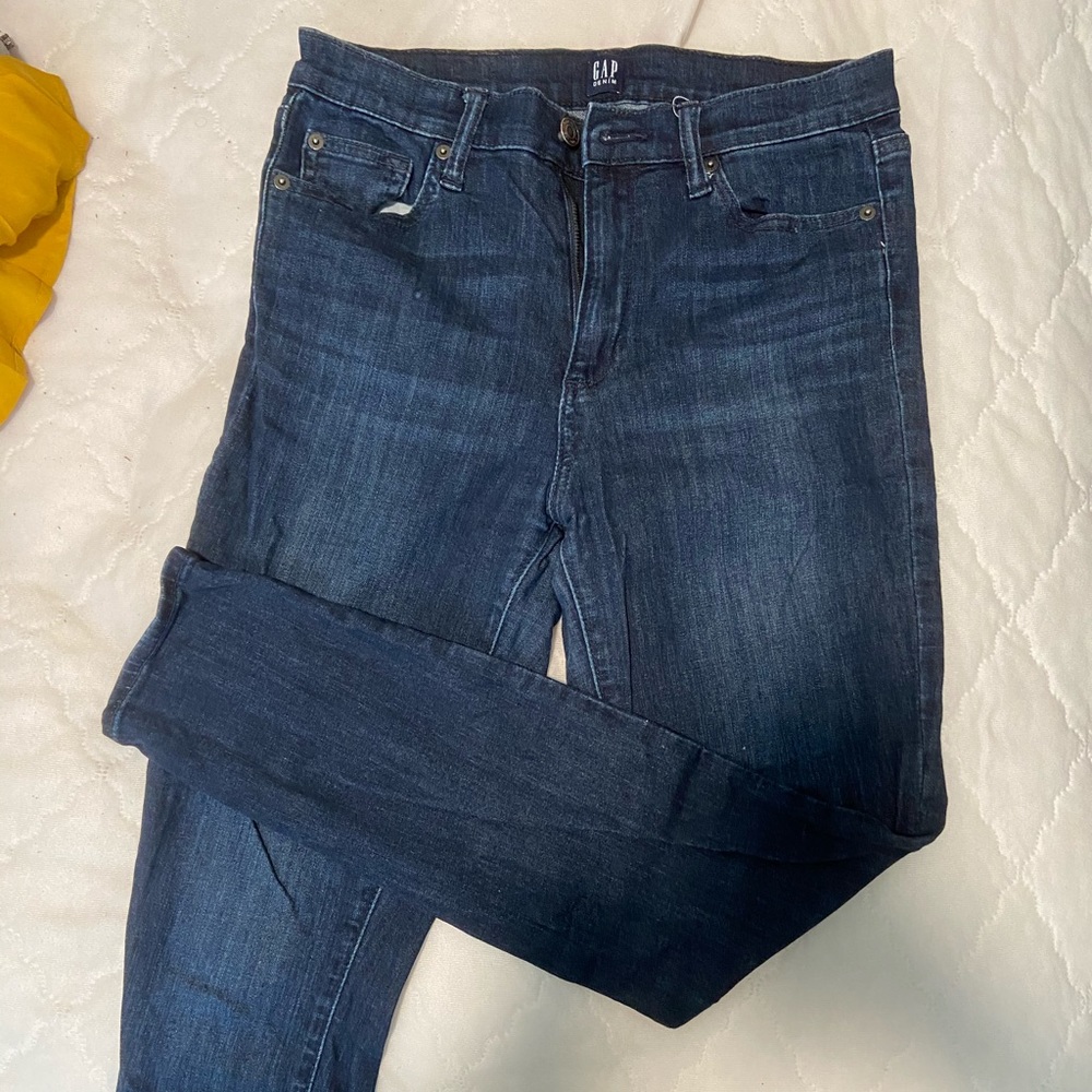 GAP high rise skinny jeans 27